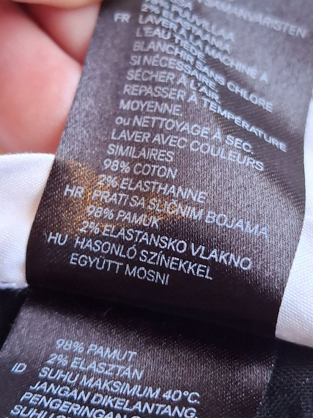 H&M Pantaloni: Pantalon noir taille 34 marque H&M 98% coton – Usato da Villiers venduto da san_jn5w 5