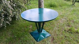 Antiker Gartentisch, 30erJahre, Art Deco, seltene Form!