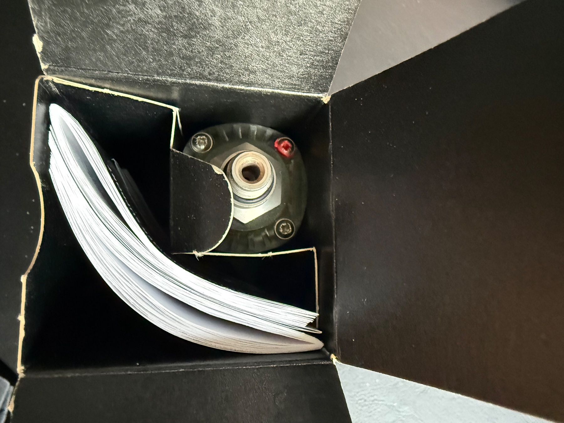 Suunto Orologi: Sender zu Suunto Tauchcomputer – Nuovo e nell'imballaggio originale da Effretikon venduto da Waterworld1 2