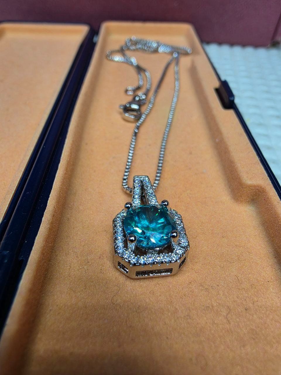 Catenine: Collier argent avec zircons – Nuovo e nell'imballaggio originale da Reconvilier venduto da Tsma67 7
