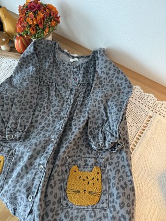 Next Kleid grau Leopardenmuster Grösse 104 3-4 Jahre