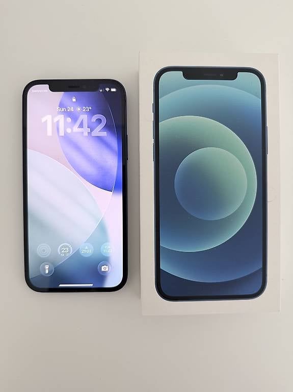 Telefoni cellulari / Smartphones: iPhone 12, Blue, 64 GB, SIM unlocked – Usato da St. Gallen venduto da nykls