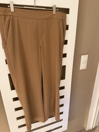 Modische Stoffhose, Gr. 38 Top Zustand