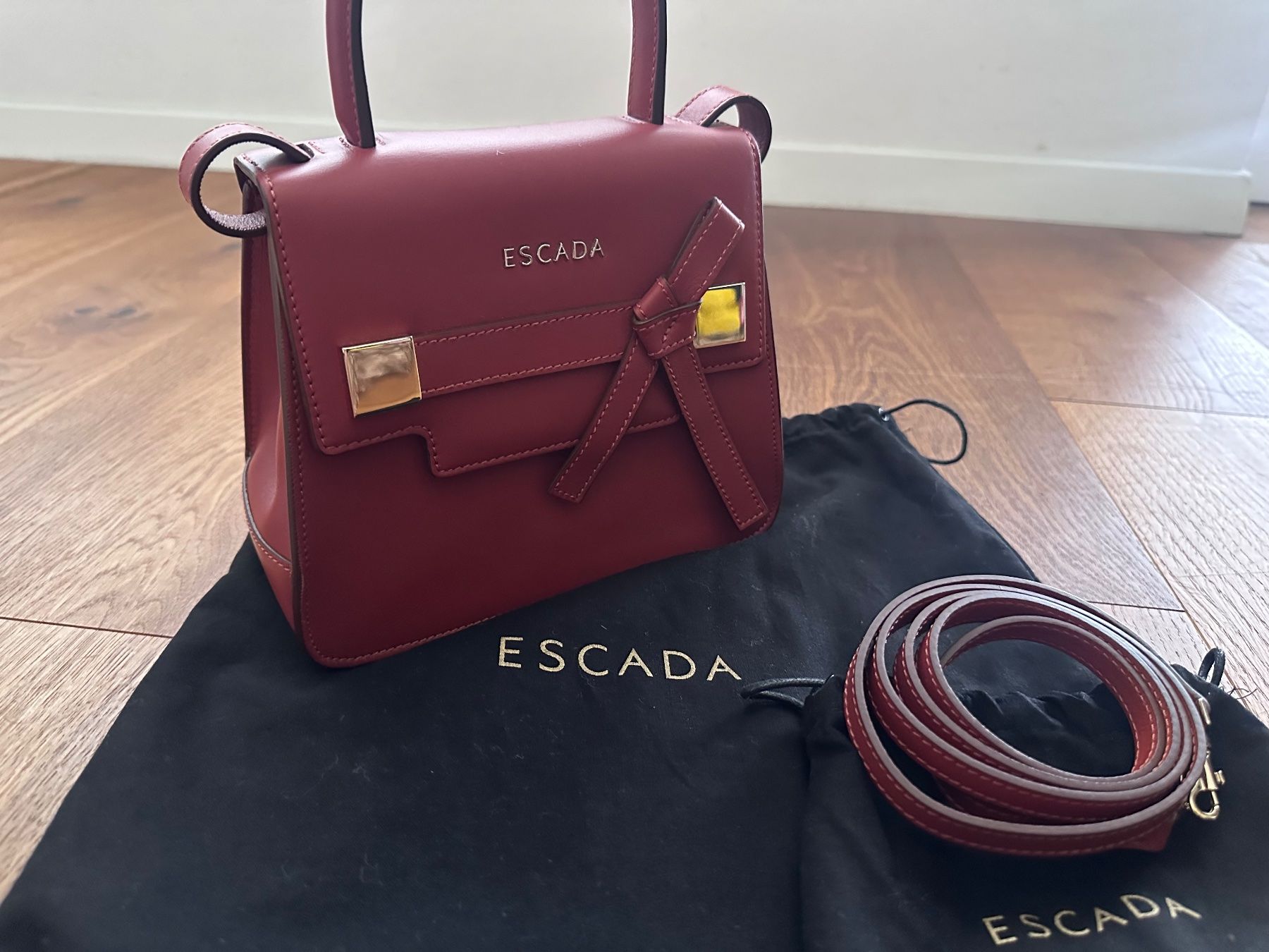 Escada Borse da donna: Escada sac – Nuovo (secondo la descrizione) da St-Légier-Chiésaz venduto da EvaVDRiviera 6