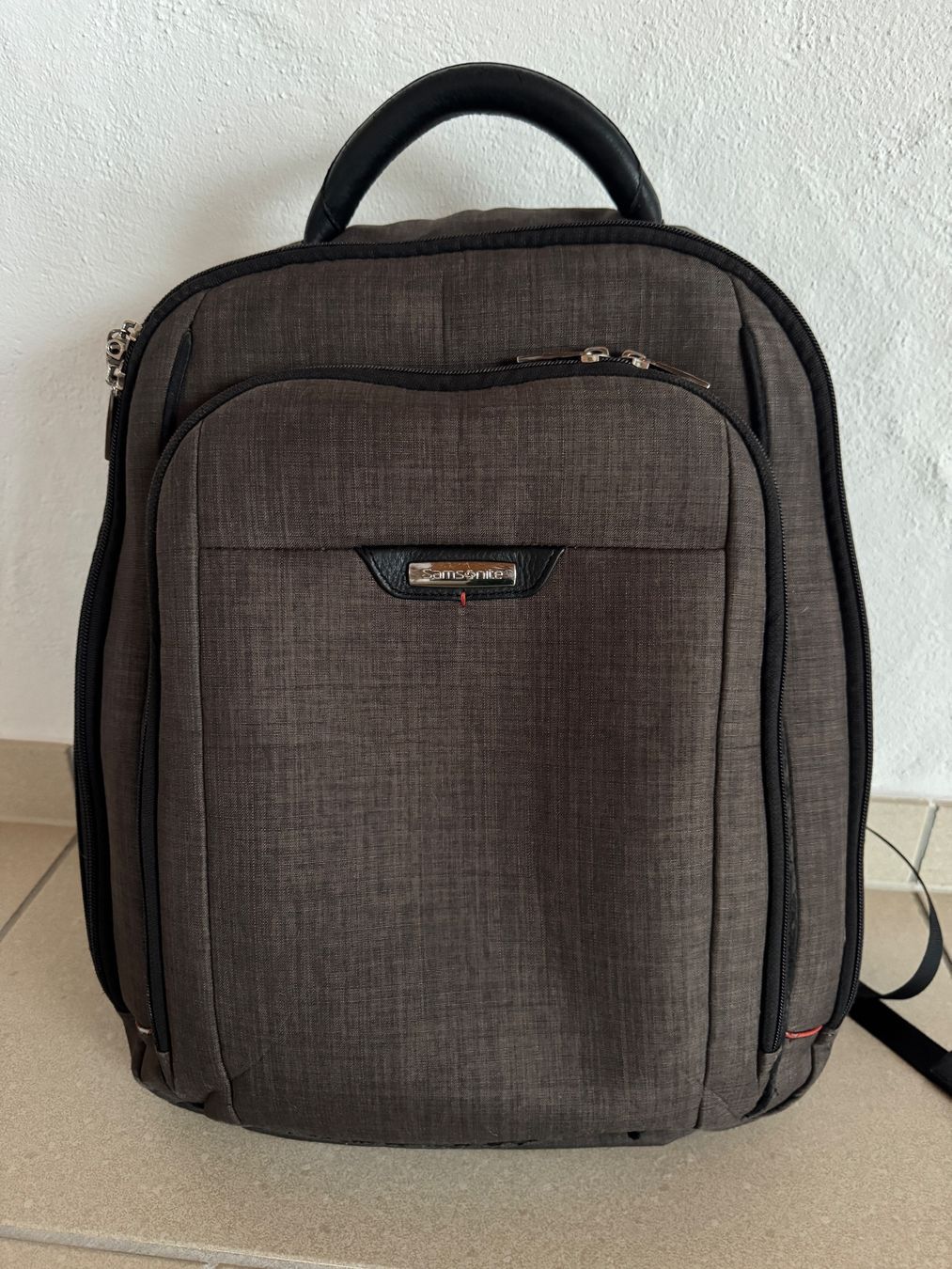 Samsonite Zaini: Samsonite Pro-DLX 4 Business Rucksack – Usato da Altendorf venduto da suchtchen239