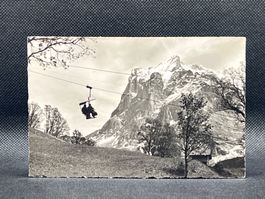 Grindelwald. Die Firstbahn mit dem Wetterhorn