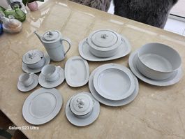 Elegantes Weissgold Porzellan Essgeschirr Set weiss/silber