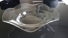 geschwungene Glasschale