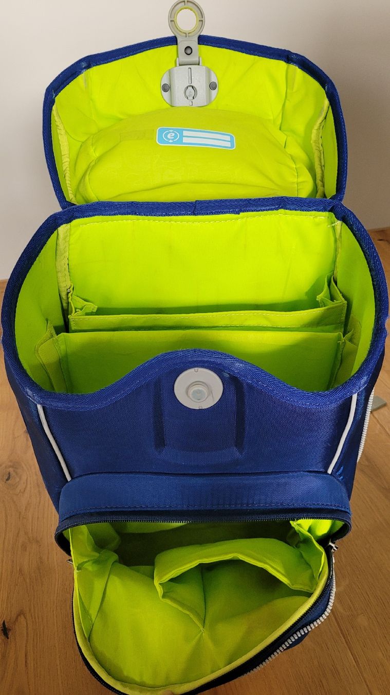 Ergobag Kindertaschen: Ergobag Schulrucksack mit Turnbeutel – Gebraucht aus Worb von Sibille20 4