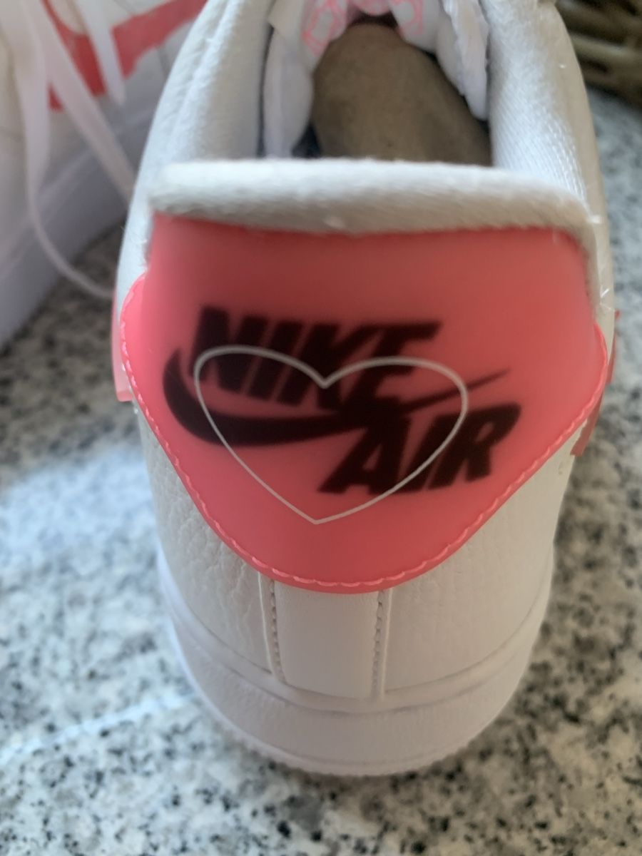 Nike Damenschuhe: Nike Airforce Valentinstag Edition Gr.39  – Gebraucht aus Ellikon an der Thur von Bali1999 6