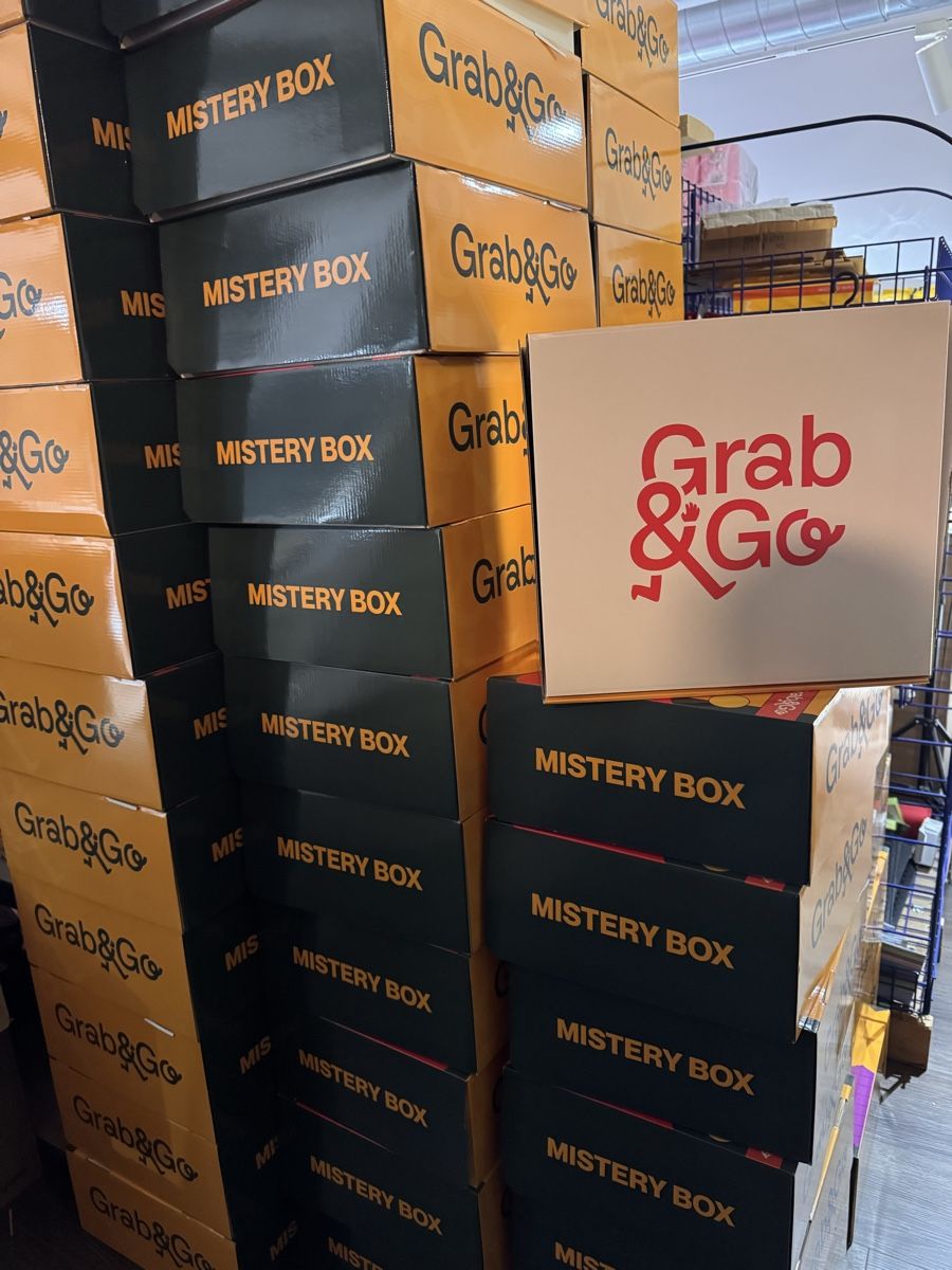 Kartons: Karton Verpackung Boxen – Neu und originalverpackt aus Luzern von sinni 1