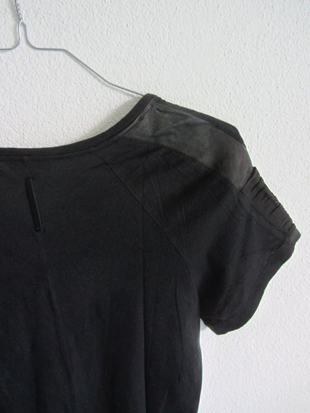 T-shirt: DELUSION - T-Shirt schwarz S – Usato da Zürich venduto da Diazaio 1