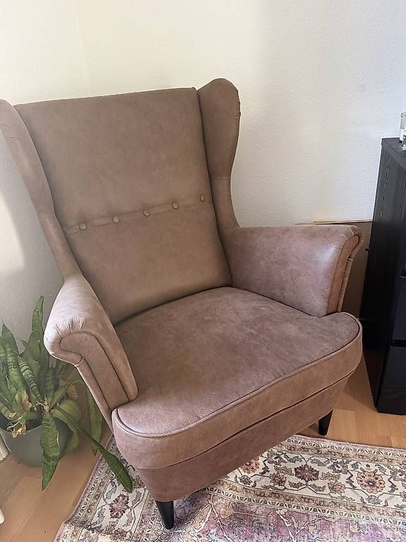 Ikea Poltrone: Ohrensessel in Vintage-Lederoptik – Usato da Luzern venduto da mil_xw6g