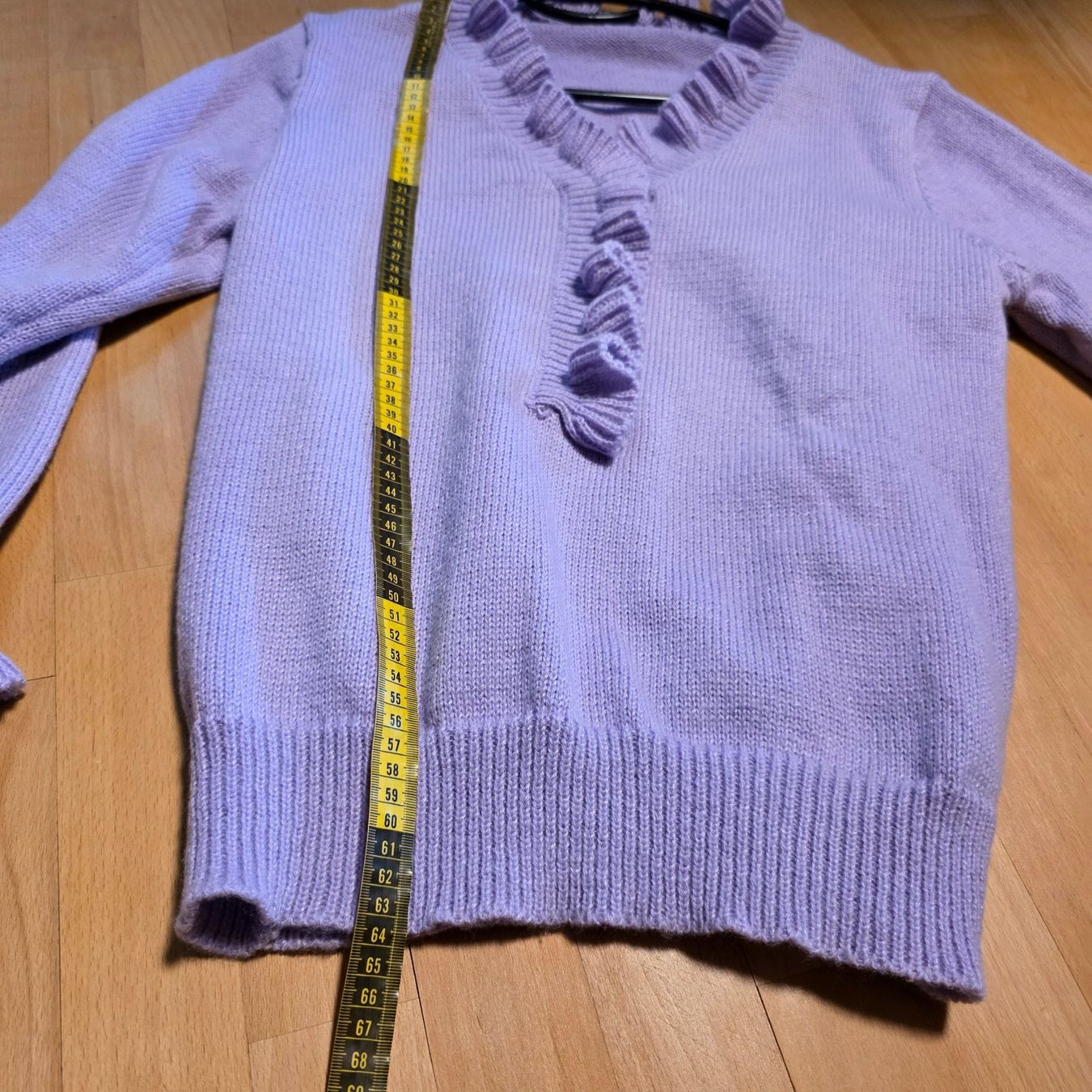 Pullover & Sweatshirts: Damen Pullover Gr. M Lavendel Rüschen Strickpullover – Gebraucht aus Wald ZH von CapLux 4