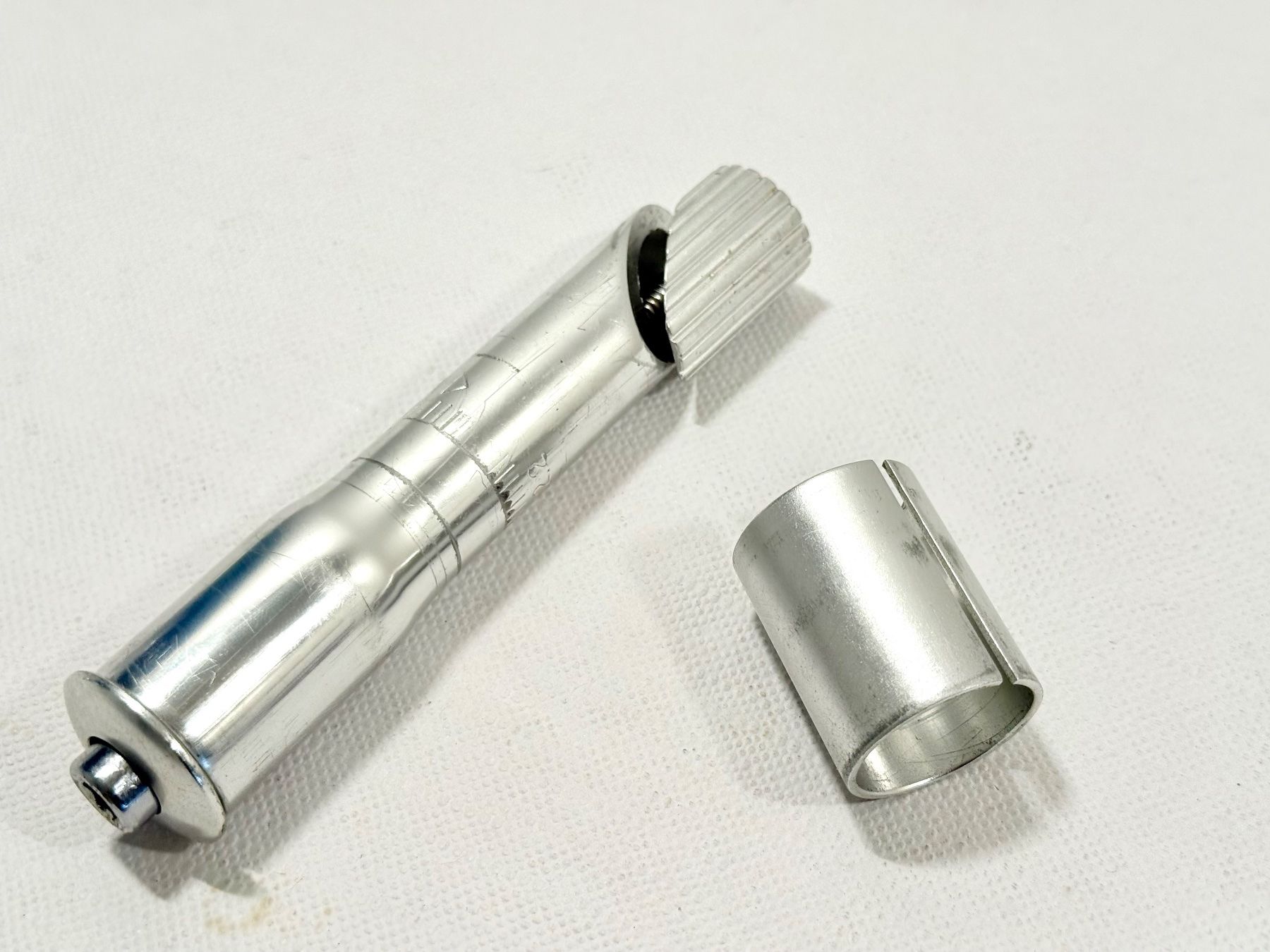 Pezzi di ricambio: UNKNOWN 22.2mm zu 25.4mm Adapter Vorbau plus 1 1/8" / 2605 – Usato da Luzern venduto da bikeandbeltcom 2