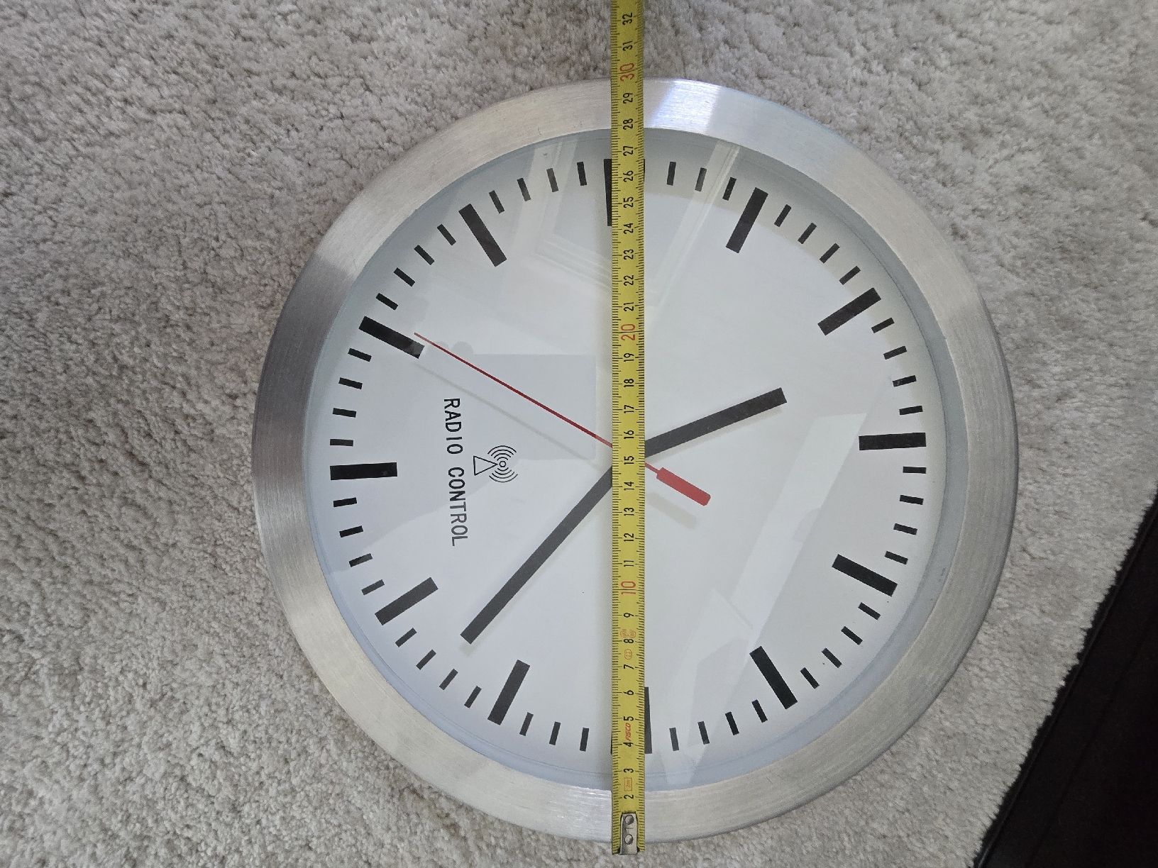 Stand- & Wanduhren: Wanduhr – Gebraucht aus Niederbipp von Em.Ai