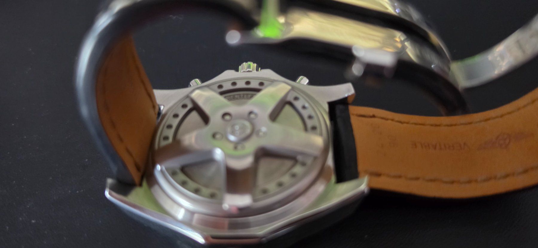 Breitling Orologi: Breitling Bentley Chronograph mit Lederarmband – Usato da Greppen venduto da piniccio 3