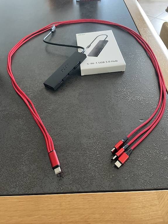 Hubs & Switches: Multi USB-Hub & Multikabel – Gebraucht aus ossingen von franco057 4