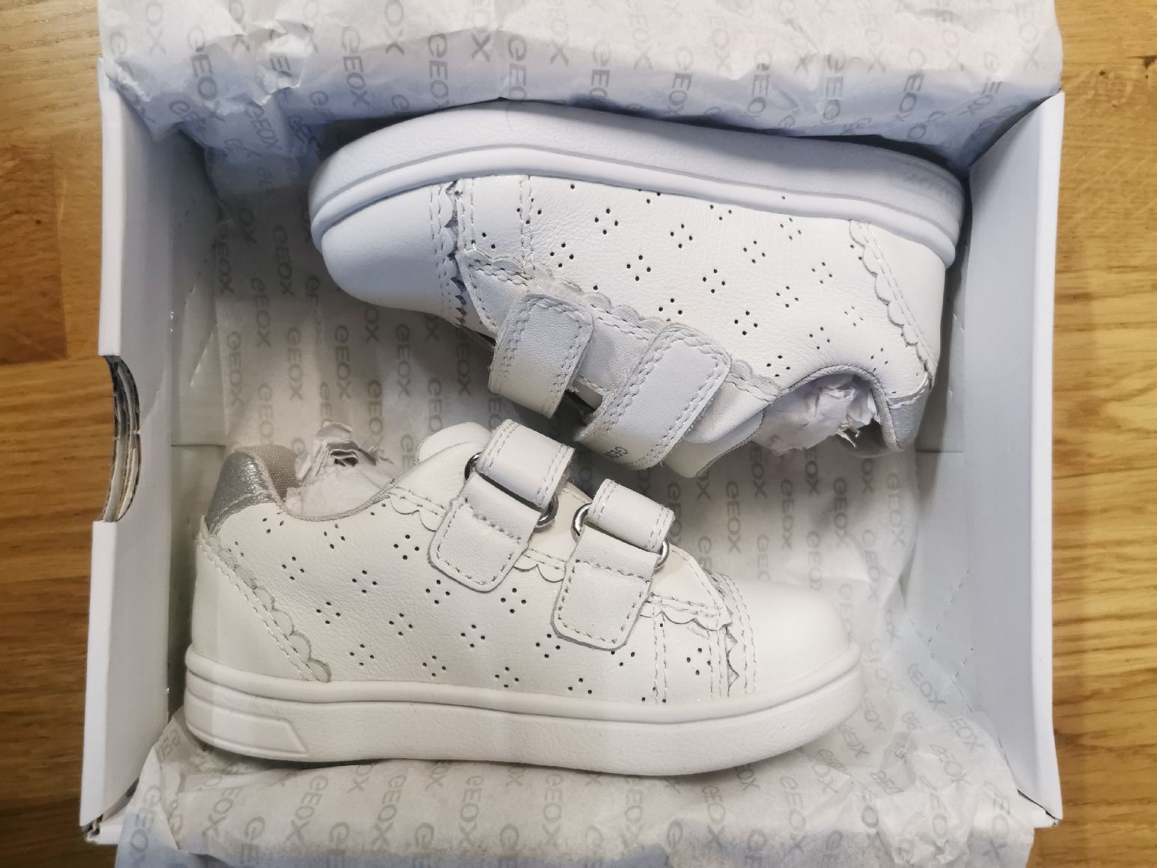 Geox Schuhe für Mädchen: Geox Kinderschuhe – Neu und originalverpackt aus Bad Ragaz von AKahlon 5