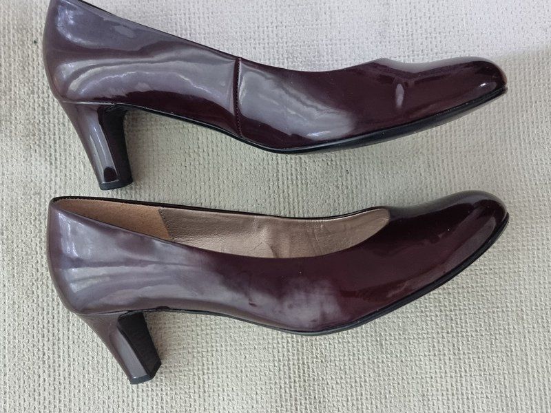 Gabor Scarpe da donna: GABOR Lackleder Pumps dunkelbraun, Gr 6 – Usato da Basel venduto da Mamaree 5