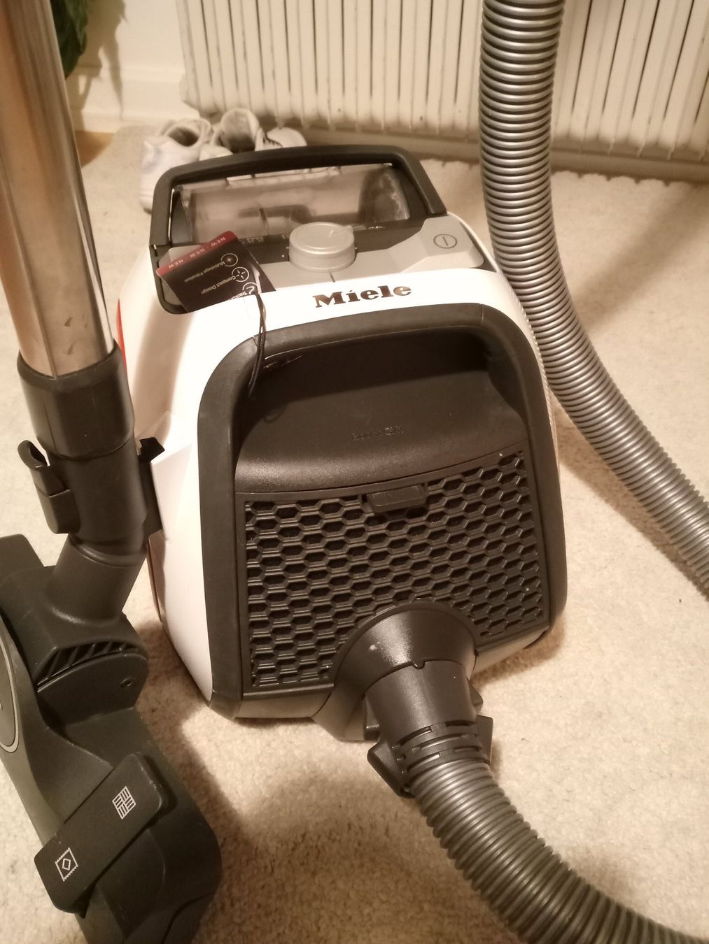 Miele Aspirateurs & Accessoires: Staubsauger Miele Boost CX1 – D'occasion à Prez-vers-Siviriez par Monija70 2
