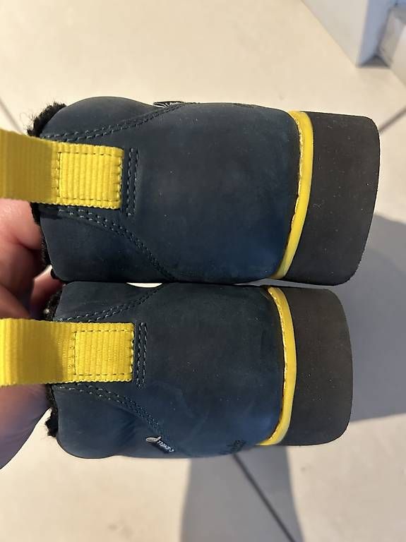 Chaussures garçon: Scarpe  – D'occasion à Bellinzona par SammlerTI 1