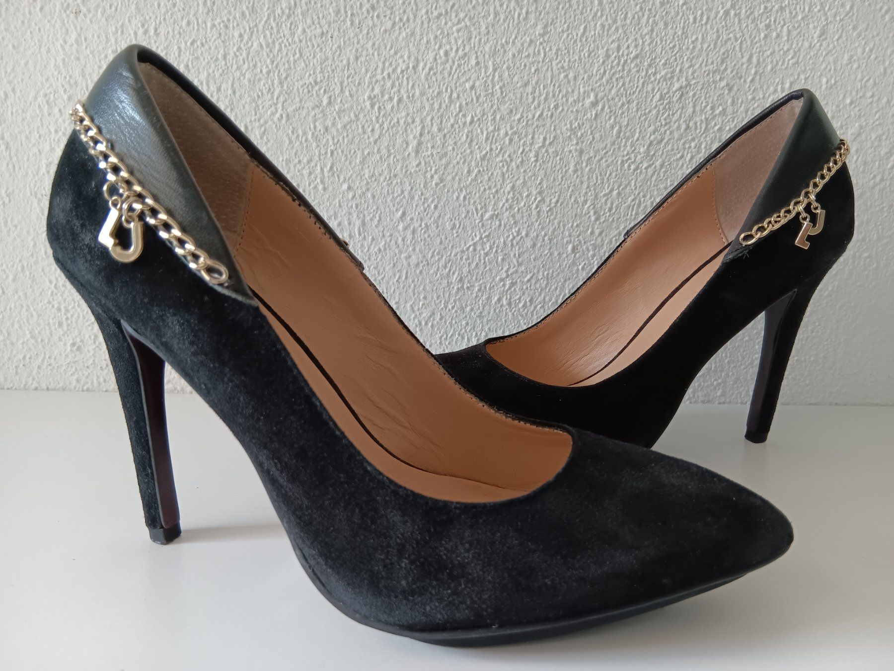 Liu Jo Scarpe da donna: LIU JO Chaussures / Schuhe pointure / Nummer 36 – Usato da Cossonay-ville venduto da Super-Price-Quality