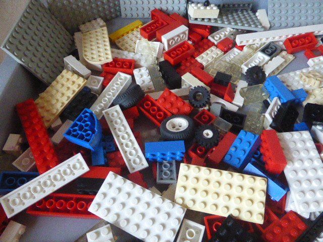 Lego Kit di costruzioni: Konvolut Lego Vintage  1 Kilo – Usato da Hitzkirch venduto da kleinerbaer01 2