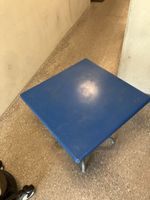 Vintage Gartentisch blau 70x70 klappbar – bemag sissach (Bas