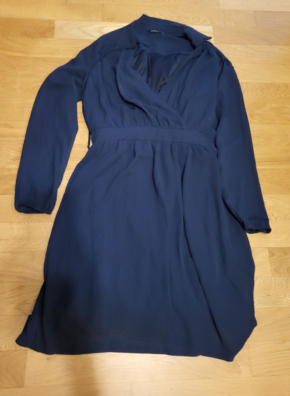 Lotti di vestiti: 2 schöne Kleider 38 – Usato da Benken SG venduto da Rose84 4