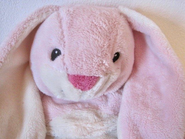 Spielzeuge: 2 LAPINS MUSIQUE ET PYJAMA – Gebraucht aus Murten von Selliot 2