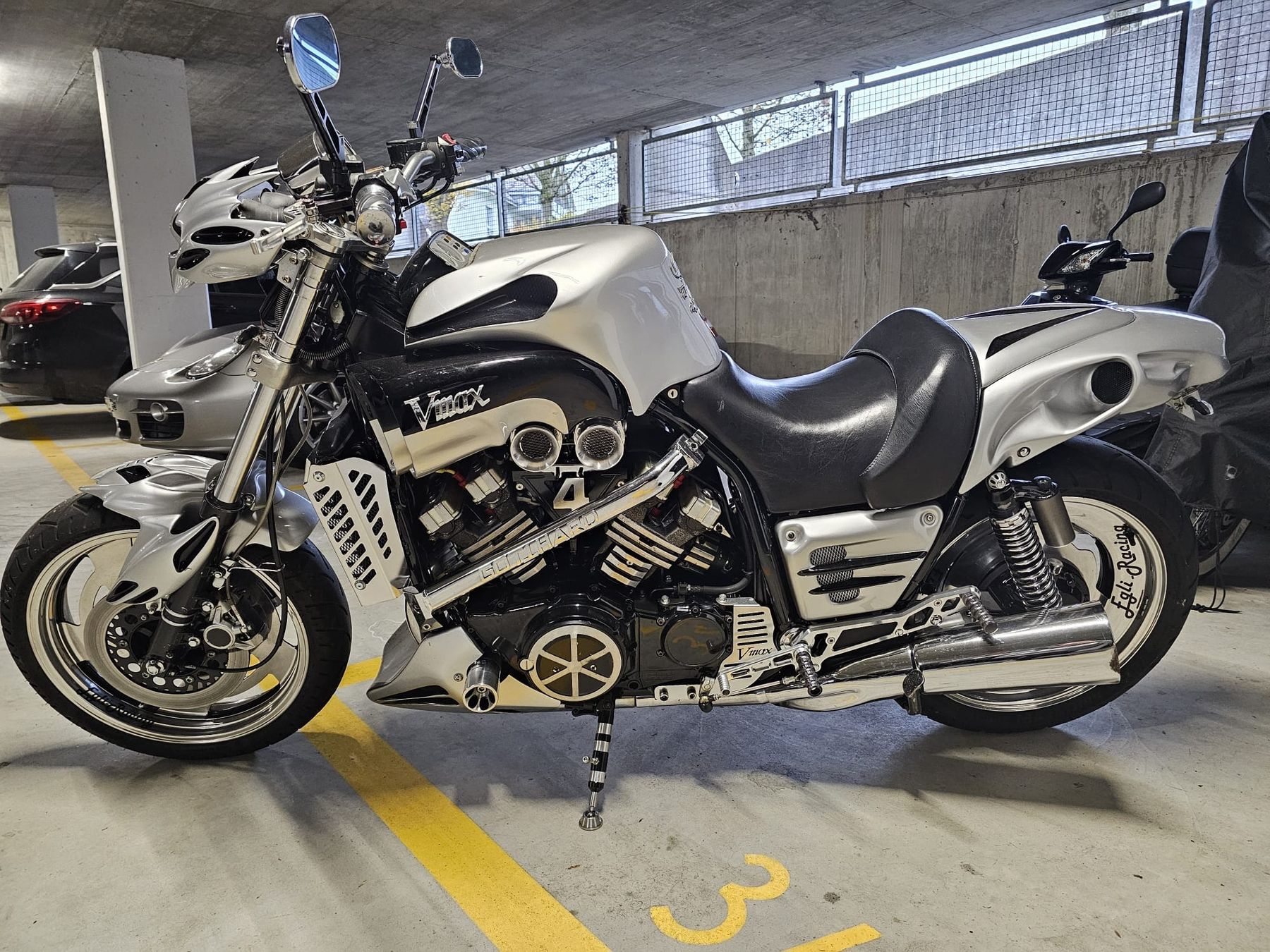 Yamaha Strada: Yamaha VMax Egli 1200ccm – Usato da Uttwil venduto da Jenny120 1