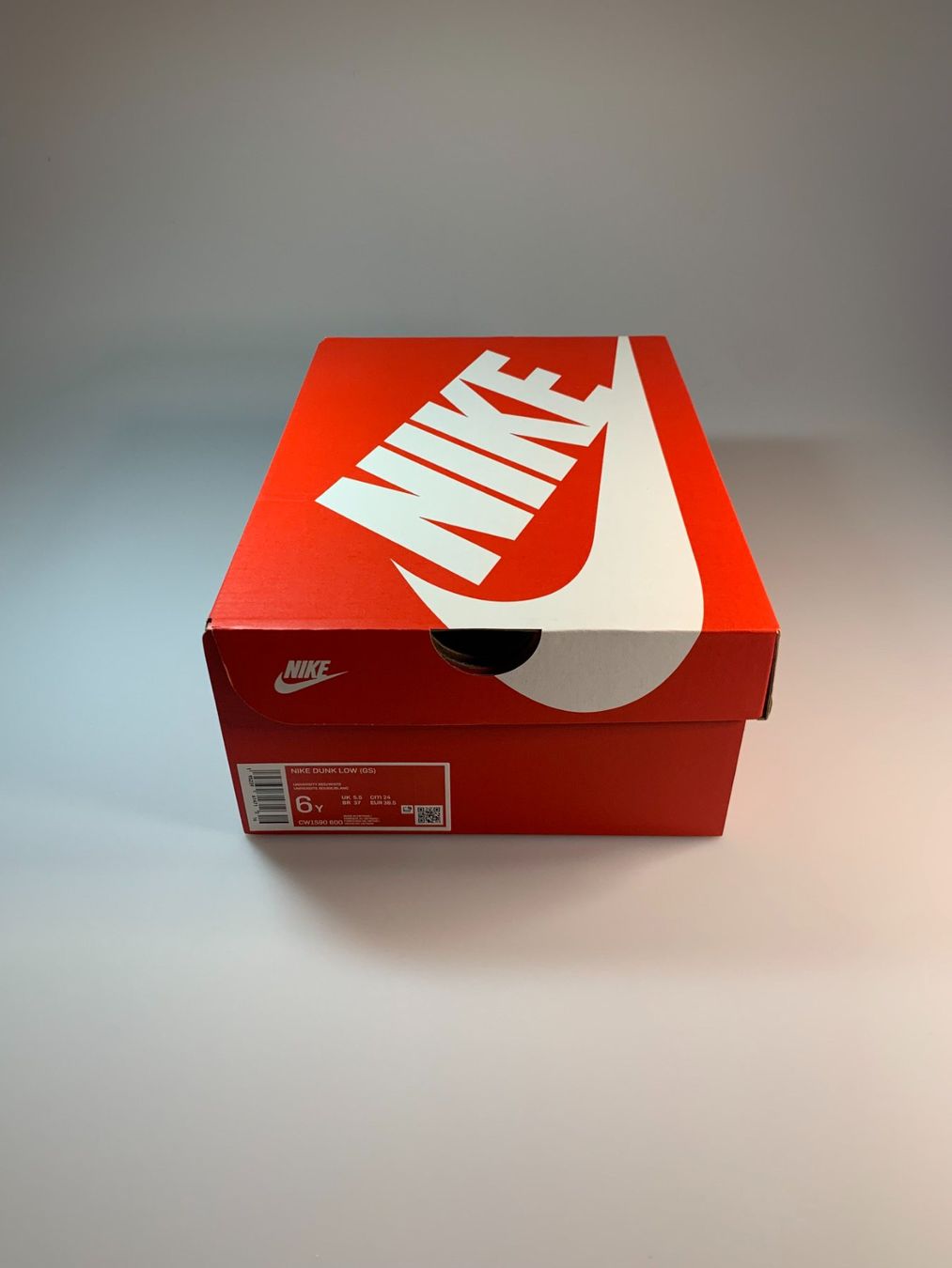Scarpe da uomo: Nike Dunk Low Championship Red GS – Nuovo e nell'imballaggio originale da Thörishaus venduto da SnkrsVie 3
