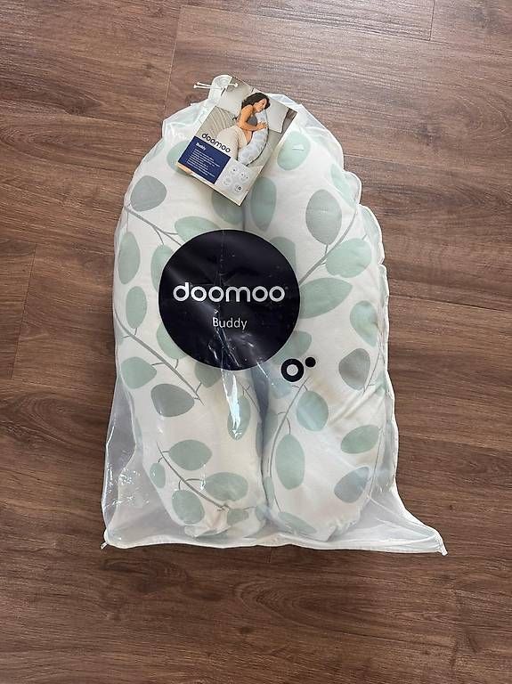 Doomoo Coussins: Coussin de grossesse et allaitement Doomoo Buddy – D'occasion à Biel/Bienne par mel_25zm 1