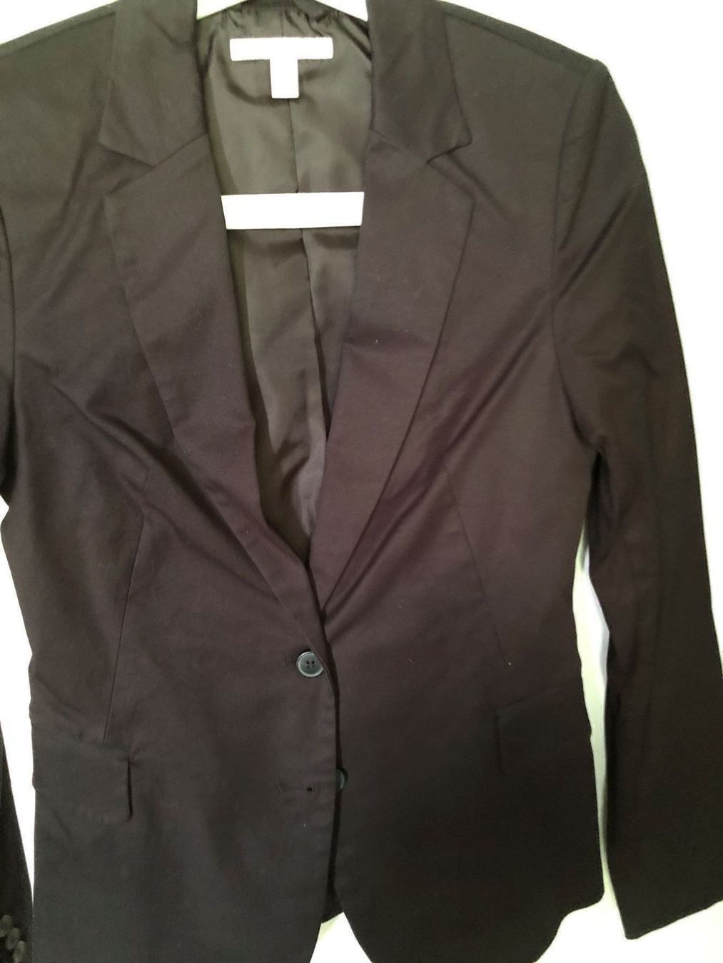 Esprit Vestes: Esprit schwarz elegant – Neuf avec emballage d'origine à Adliswil par Jessik0