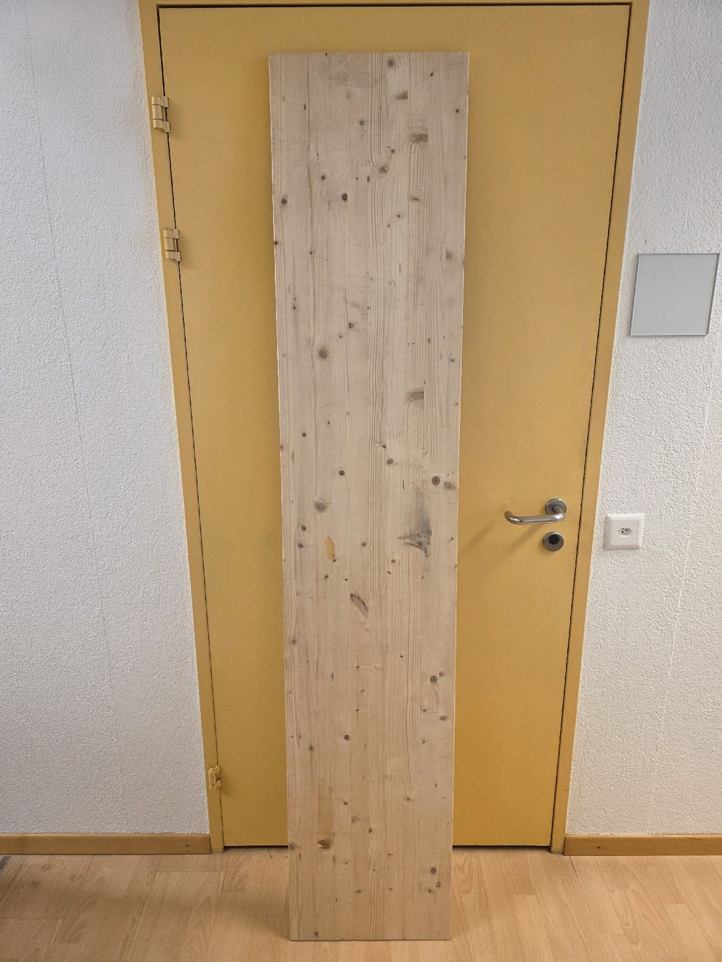 Articoli in legno: 4 Stück Holzplatten  – Nuovo (secondo la descrizione) da Zürich venduto da auctionhero