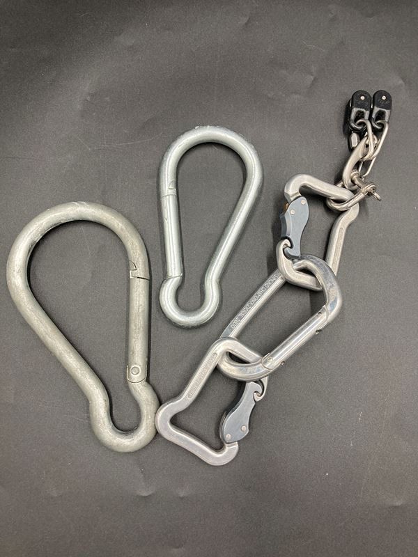 Attrezzatura da arrampicata: Kletterhaken-Set | 9-teilig | Metall – Usato da Wittenbach venduto da Restwert_St-Gallen
