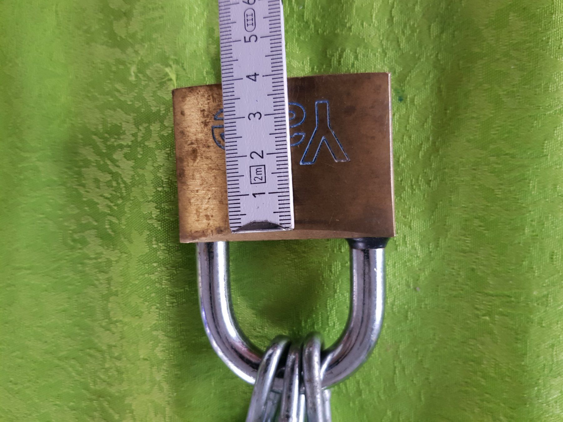 Schlösser: Vorhängeschloss mit Kette – Gebraucht aus Mellingen von Tira86 3