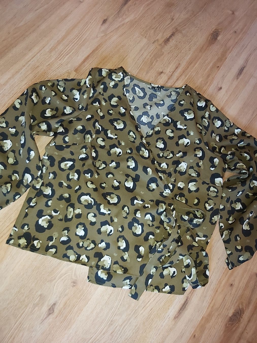 Vero Moda Camicette: chemisier cache coeur T. 44 – Nuovo (secondo la descrizione) da La Rippe venduto da veromaud