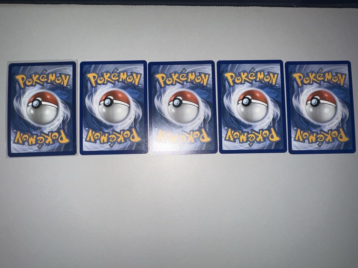 Giochi: Div 30 Jahre Pokemon Karten – Nuovo (secondo la descrizione) da Heimberg venduto da Marcelas93 3