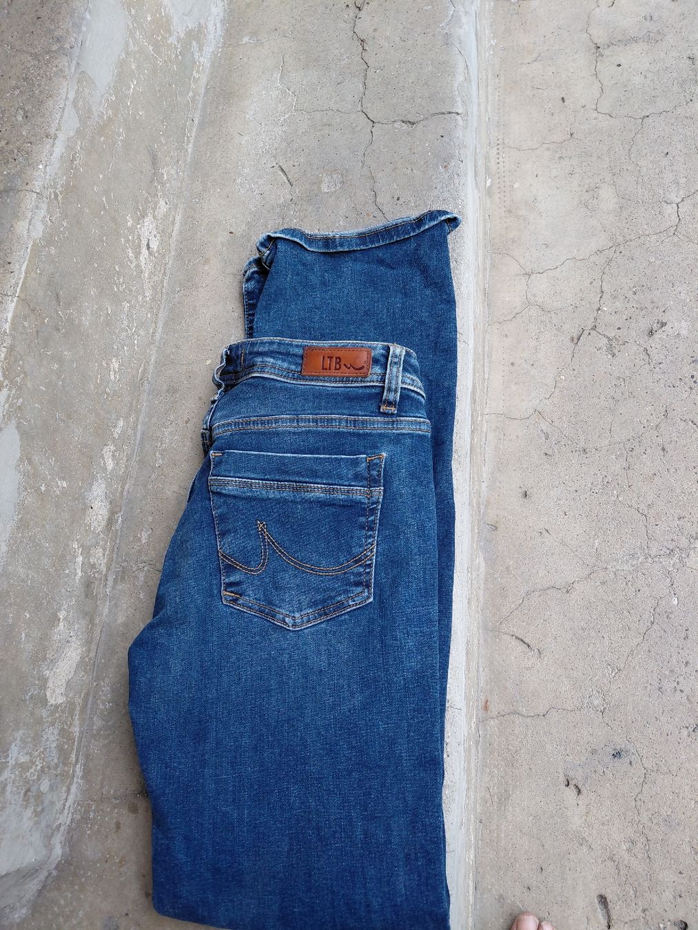 Jeans: LTB Jeans boot cout28/32 stretch – Nuovo (secondo la descrizione) da zuchwil venduto da parson65 1