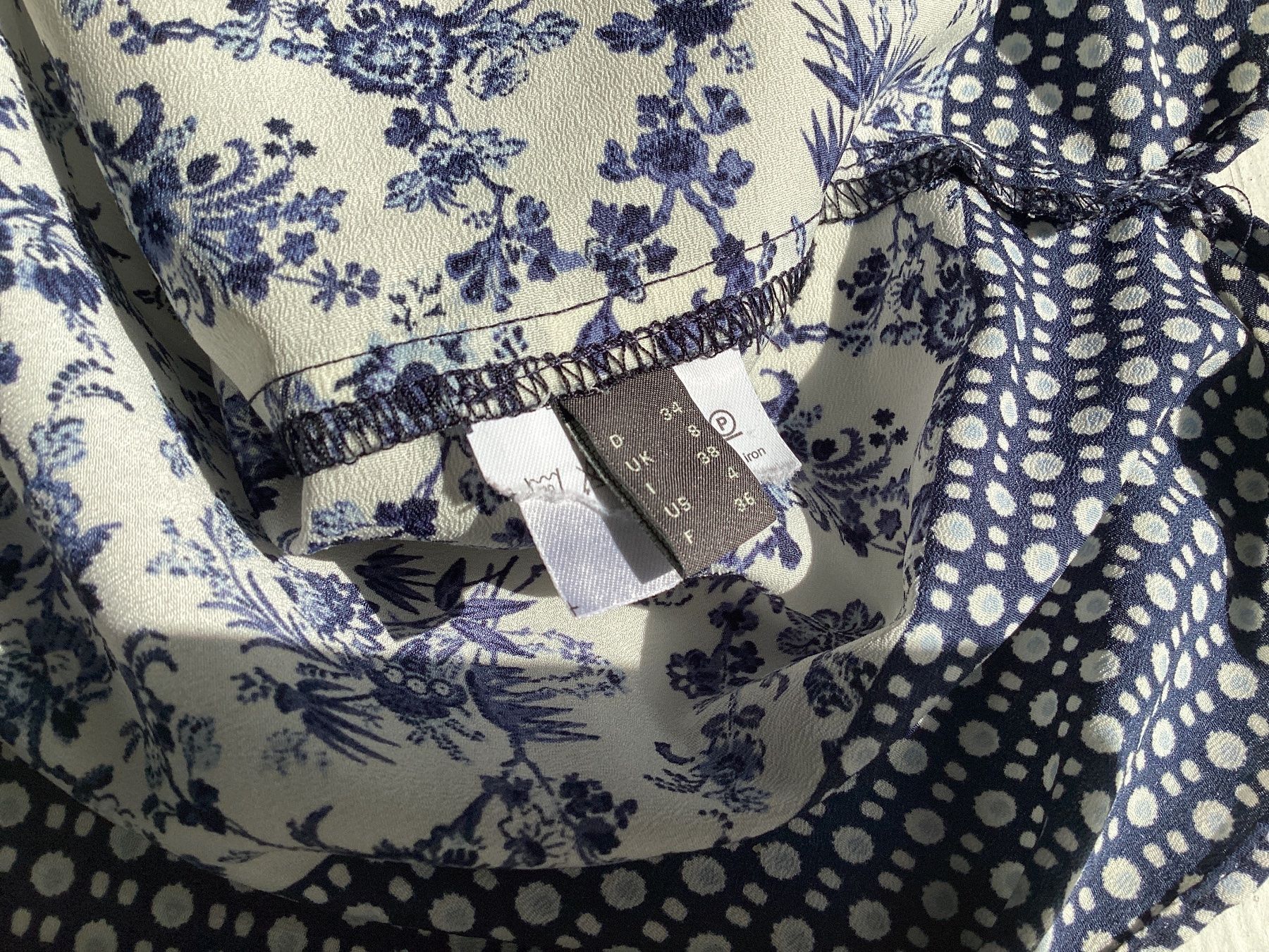 Esprit Top: Esprit Sommer Bluse / Top , blau-weiss gemustert, Grösse 34 – Usato da Homberg b. Thun venduto da Homata 5