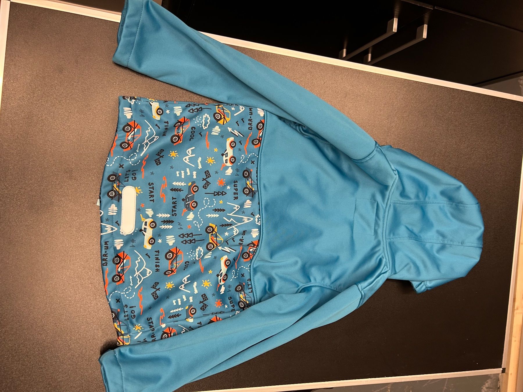 Giacche & Cappotti: Jacke, Fleeceinnenseite Gr. 122/128 – Usato da Esslingen venduto da Tksales 1