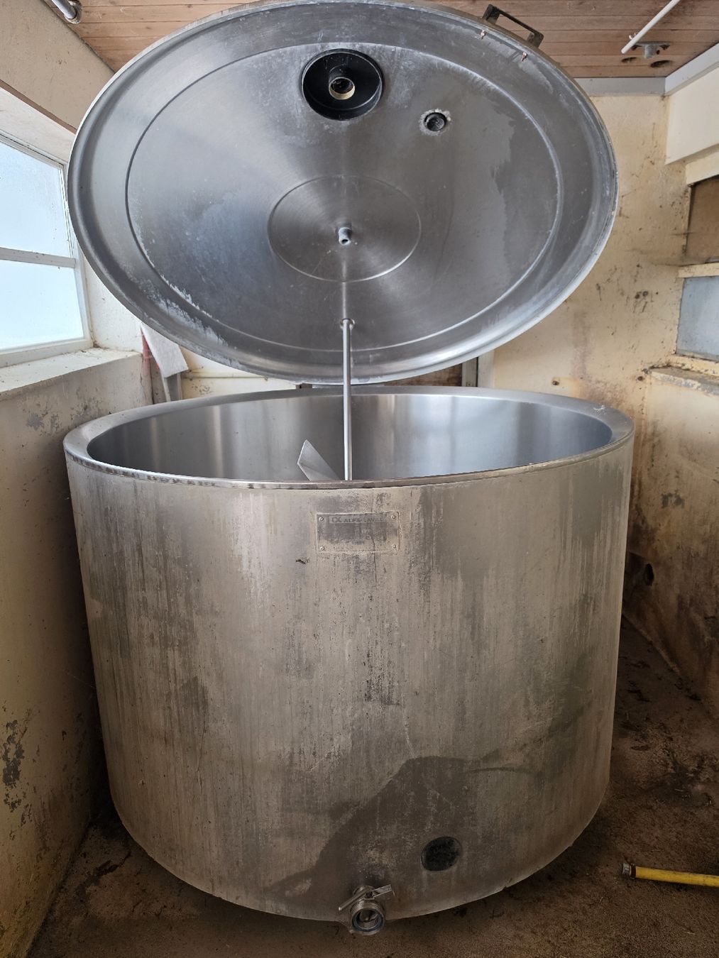 Delaval Tecnica di mungitura: Chromstahl Tank 1400l – Usato da Ruswil venduto da Ra_Al 2