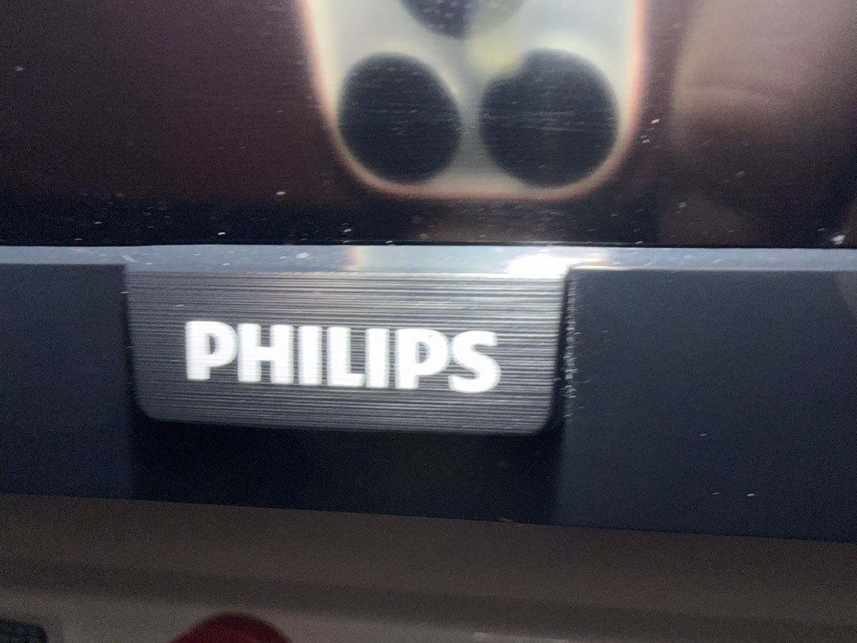 Fernseher: Téléviseur Philips avec télécommande en bon état – Gebraucht aus Fribourg von cat_tb68 1