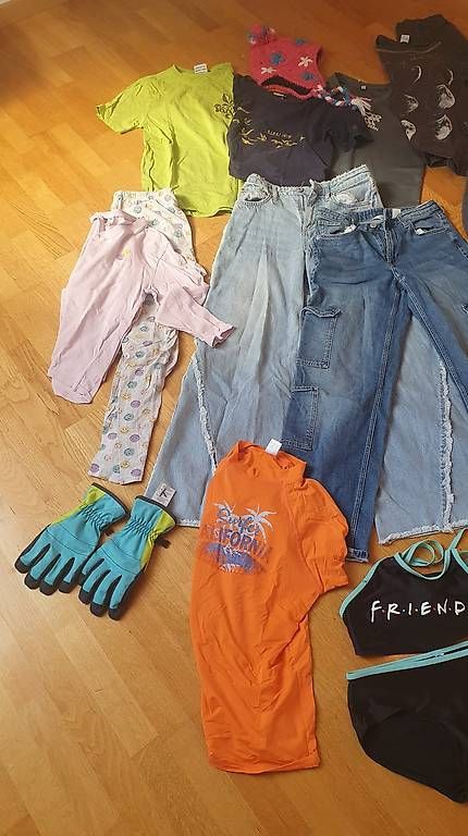 Lotti & Set di vestiti: Grosses Kleiderset Mädchen 164 – Usato da Niederwangen b. Bern venduto da thurncaro 1