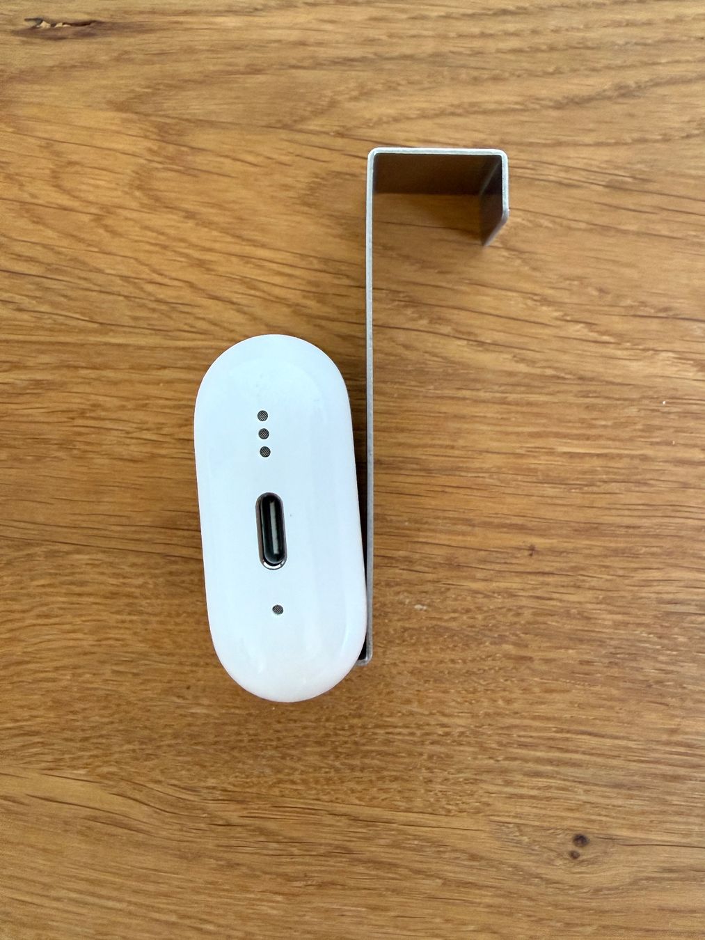 Apple Cuffie: APPLE AirPods 4 Charging Case ANC – Usato da Lausanne venduto da Nine1982 8