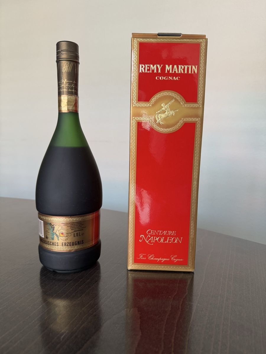 Rémy Martin Bevande alcoliche: REMY MARTIN Cognac – Nuovo e nell'imballaggio originale da Buchrain venduto da Mspeedy17 1