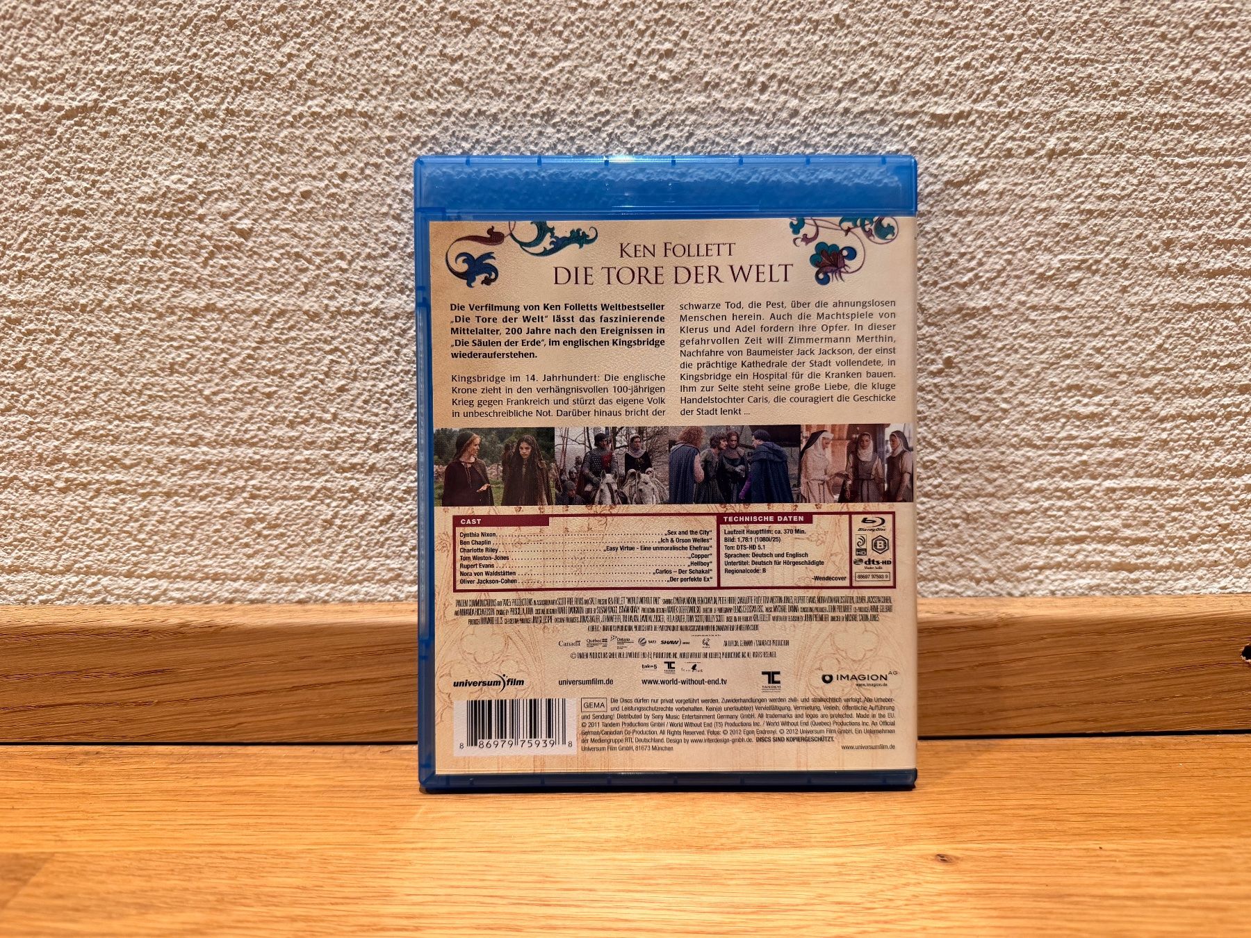 Tutti i DVDs: Die Tore der Welt (2012, Miniserie) – Usato da Reinach BL venduto da Graphix 1