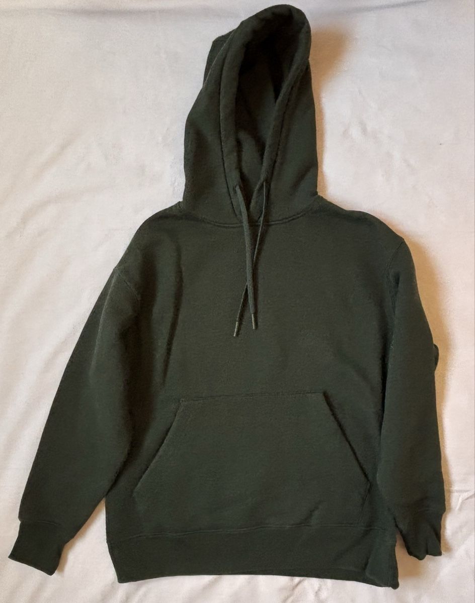 Pull&Bear Maglioni & Felpe: Pull Pull&Bear vert olive, porté 2 fois, excellent état – Usato da Romanel-s-Lausanne venduto da Lawdisy-